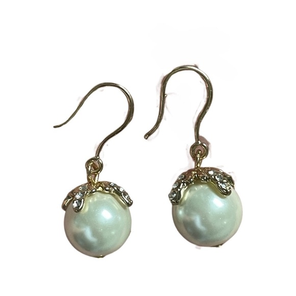 FAUX Pearl 1” Drop Earrings Costume Jewelry. - Picture 13 of 16